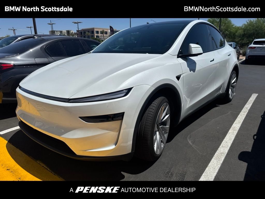 2026 Tesla Model Y Standard All-Wheel Drive's photo