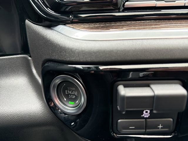 2025 CHEVROLET SILVERADO - Image 16