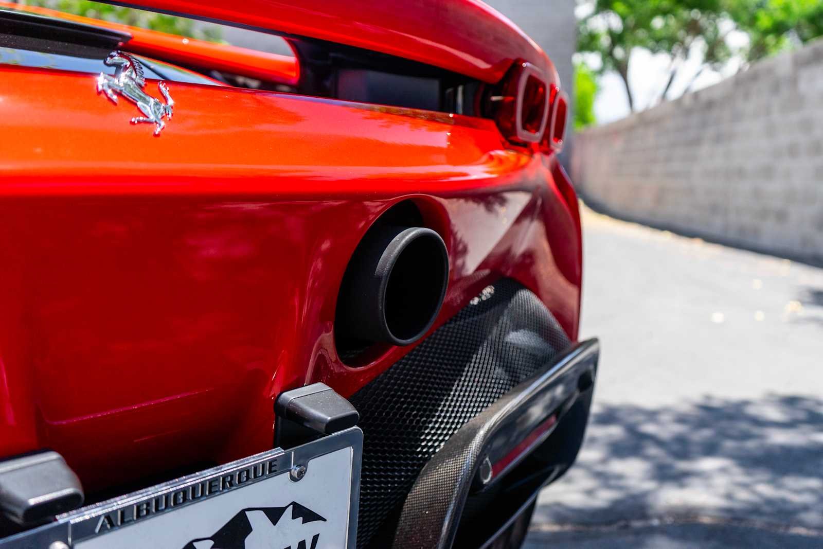 Used 2021  Ferrari  image 14