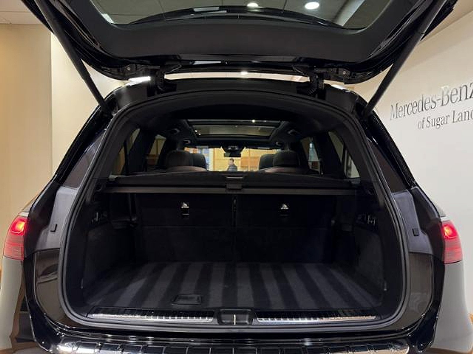 Certified Used 2025 Obsidian Black Metallic Mercedes-Benz GLS 450 image 22