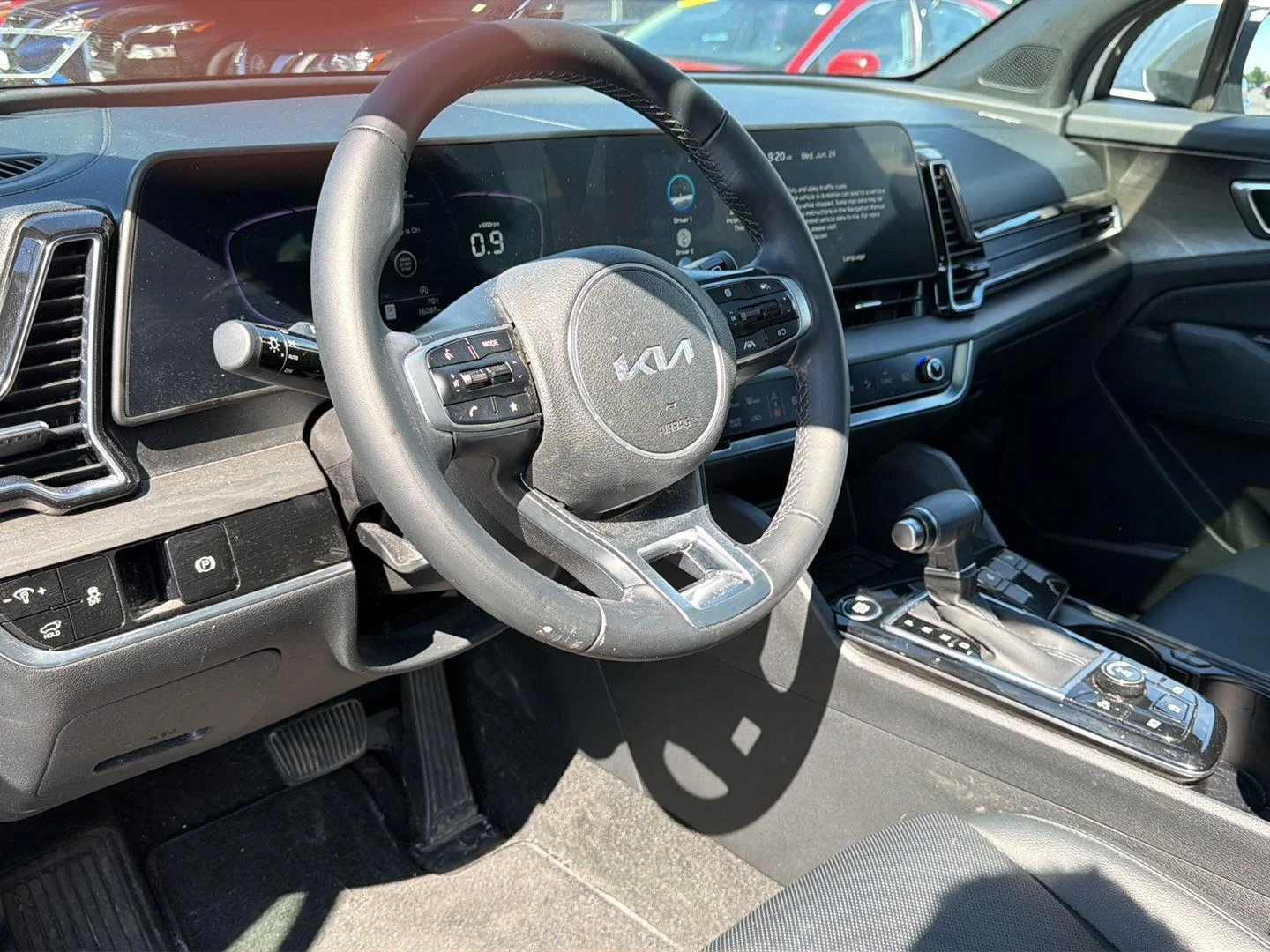 Used 2023 Glacial White Pearl Kia X-Line image 5