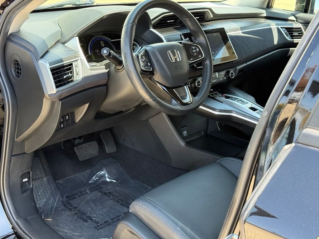 Certified Used 2021 Black Honda Touring image 7