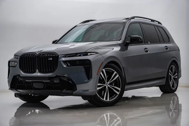 2024 BMW X7 M60i