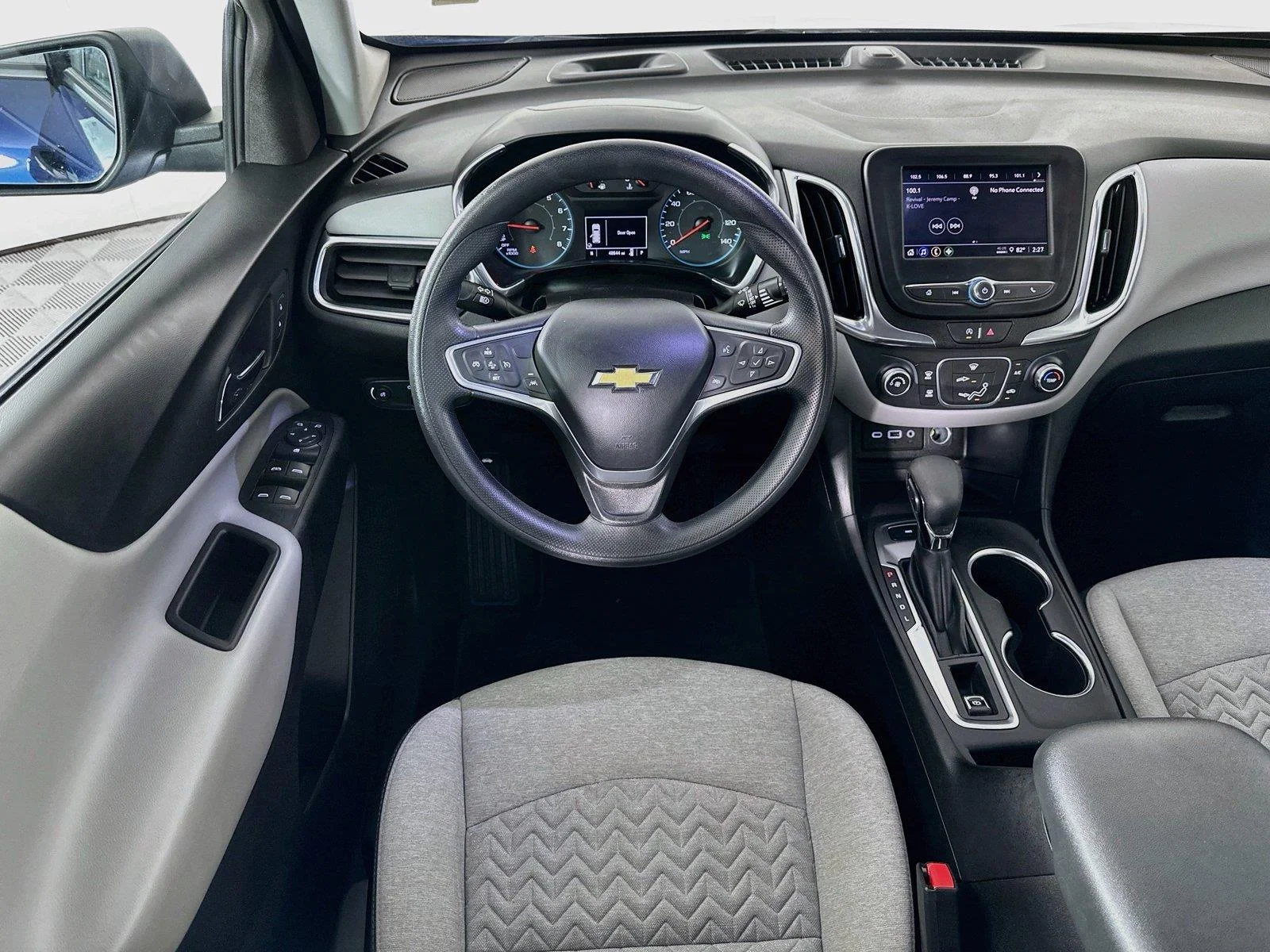 Used 2022 Chevrolet Equinox 1FL with VIN 2GNAX5EV8N6129627 for sale in Winona, Minnesota