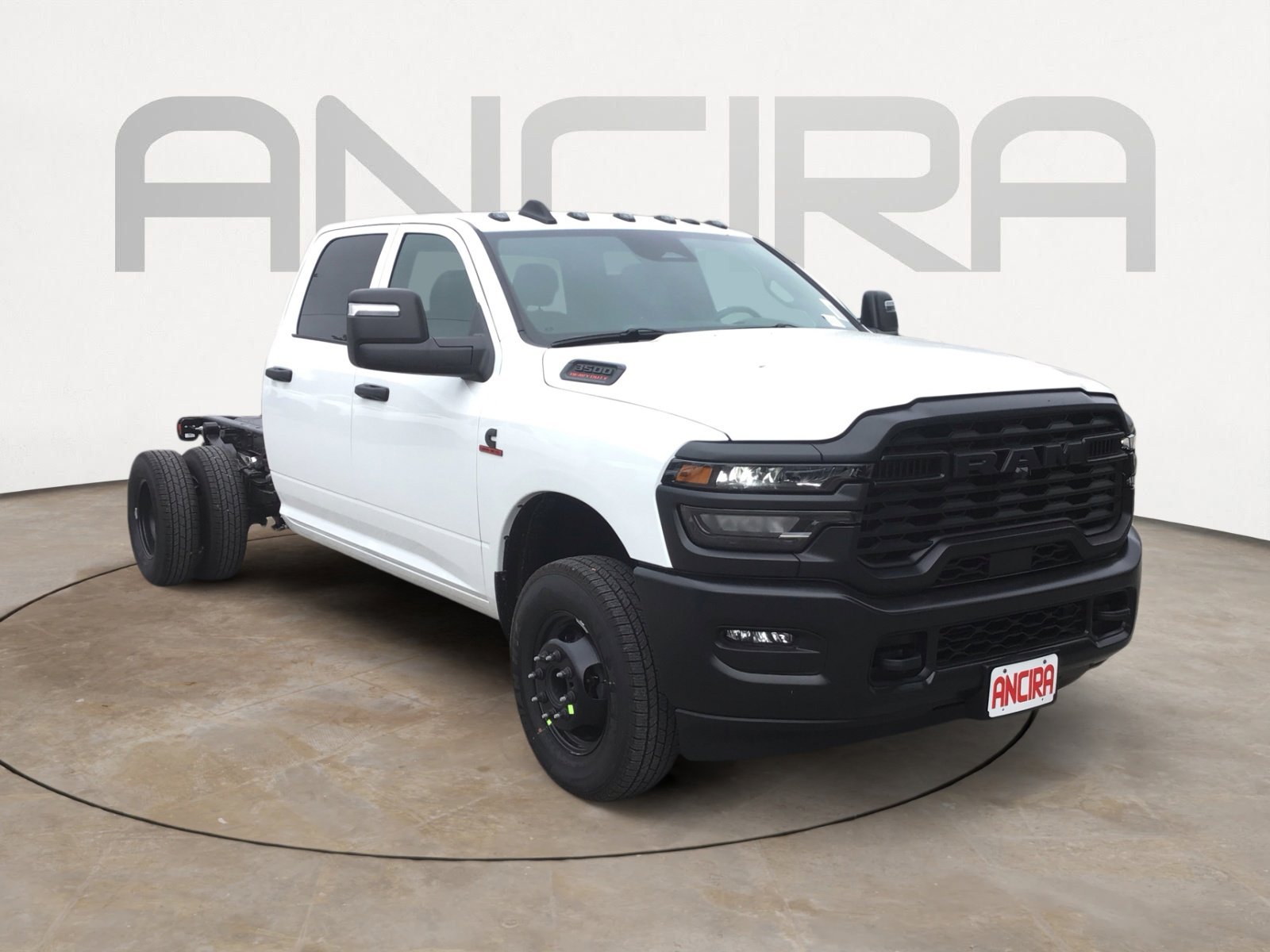 New 2026 Bright White Clearcoat RAM Tradesman image 3