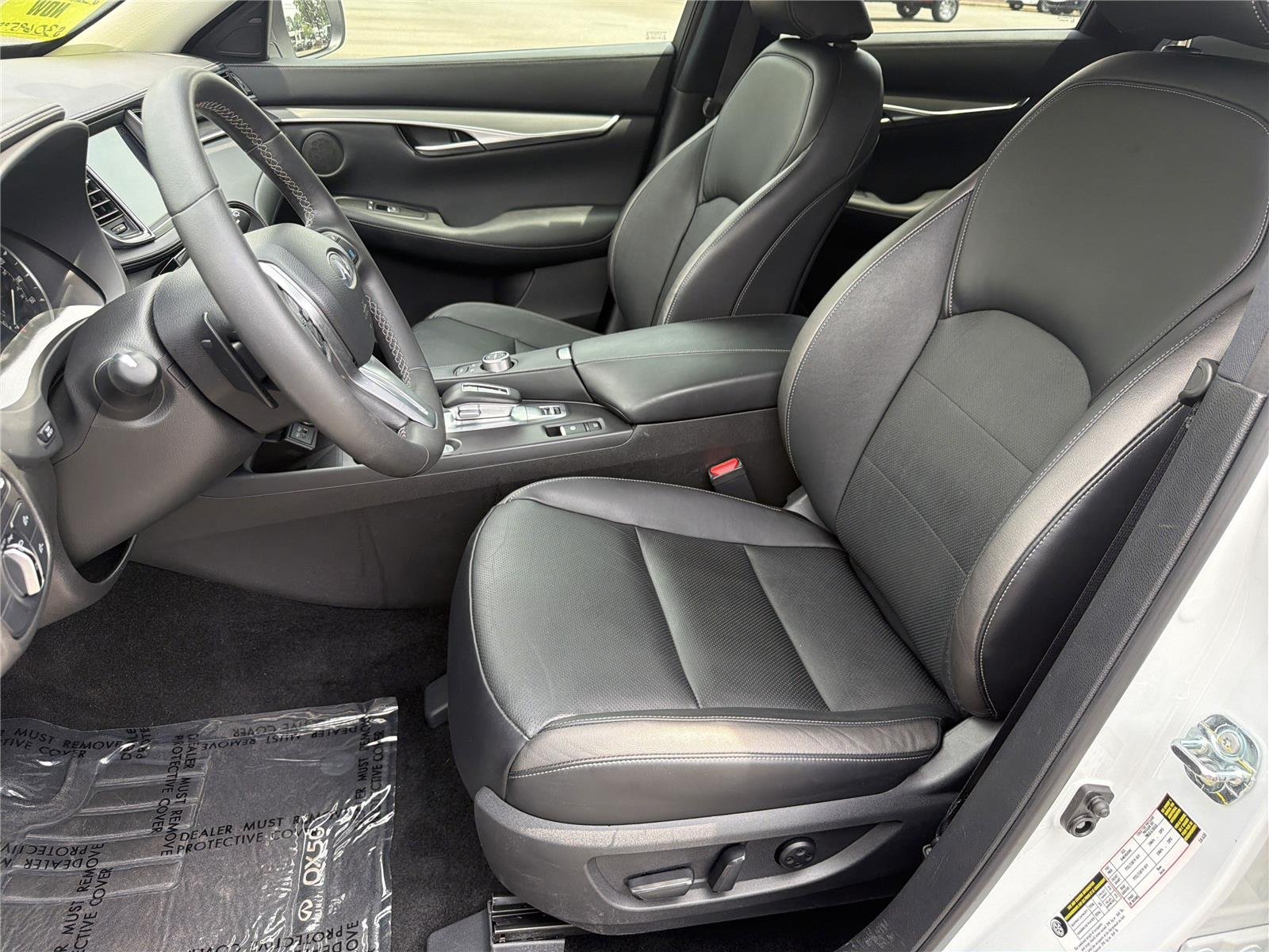 Certified Used 2024 Radiant White INFINITI LUXE image 22