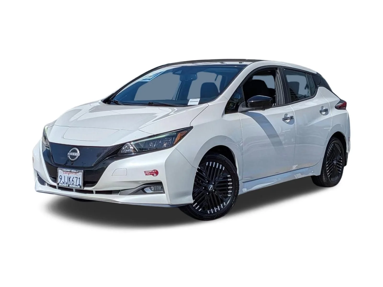 2023 Nissan Leaf SV Plus's photo