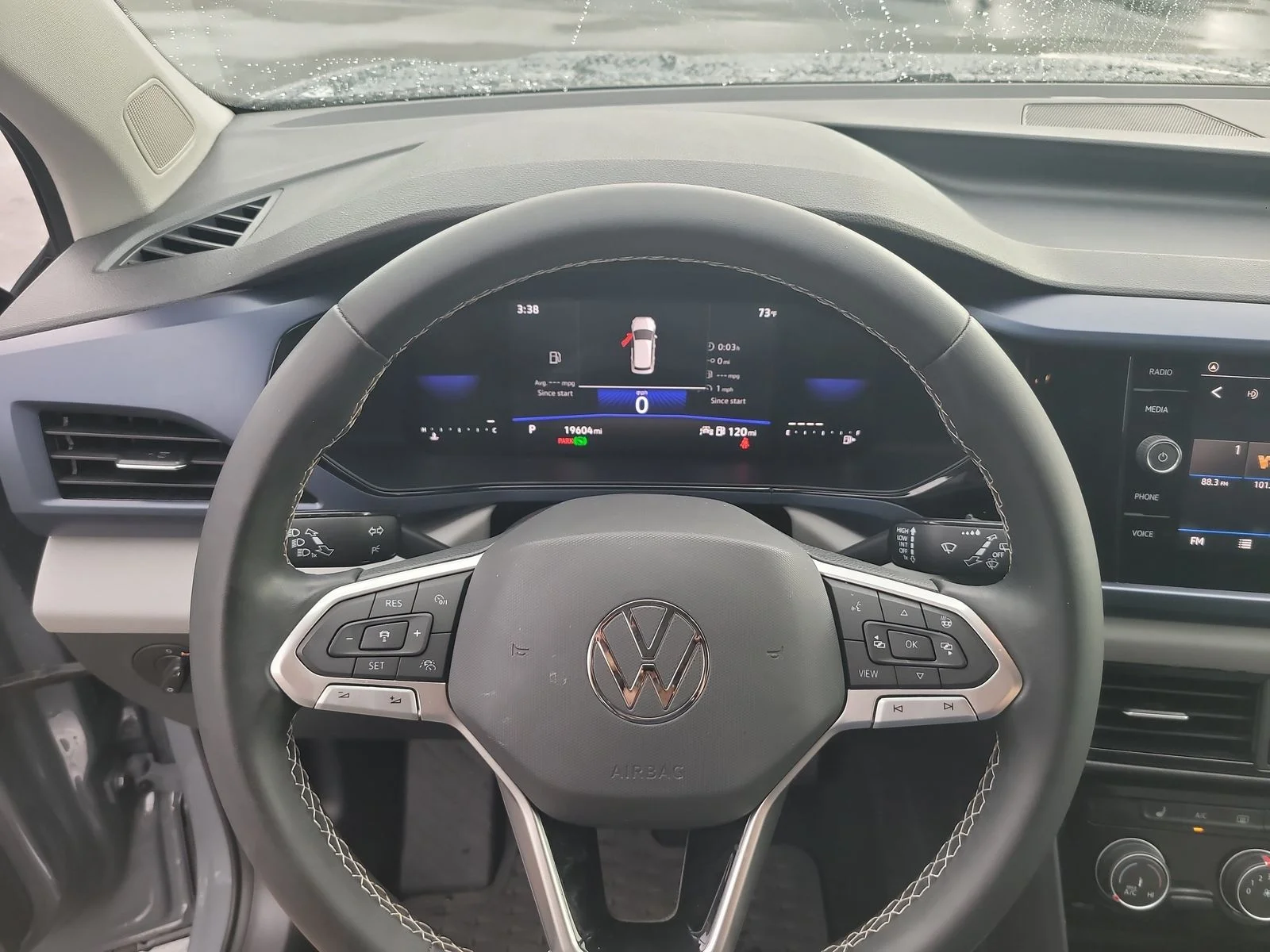 Used 2023 Gray Volkswagen 1.5T SE image 26