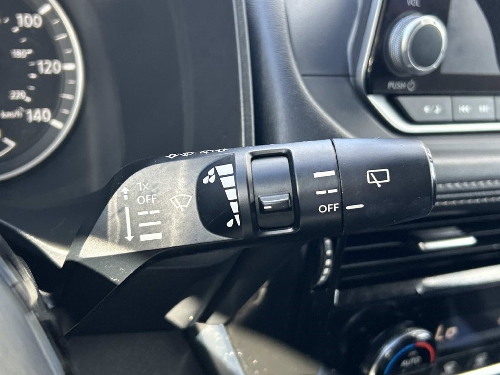 Used 2021 Blue Nissan SV image 32