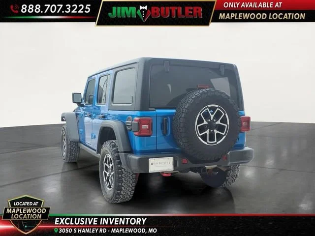Used 2024  Jeep Rubicon image 2