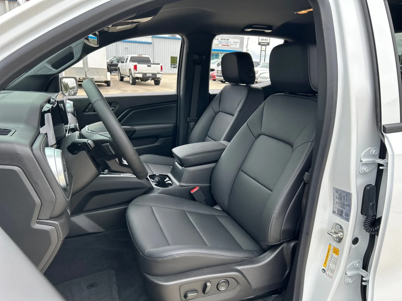 New 2026 Summit White Chevrolet LT image 15