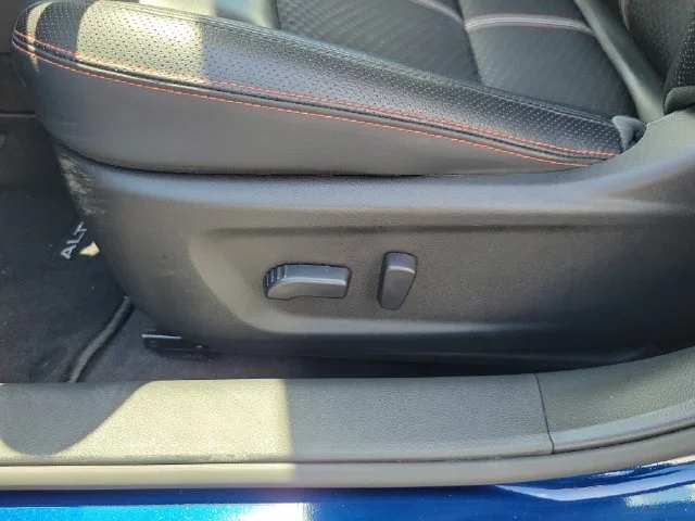Certified Used 2023 Blue Nissan 2.5 SR image 17