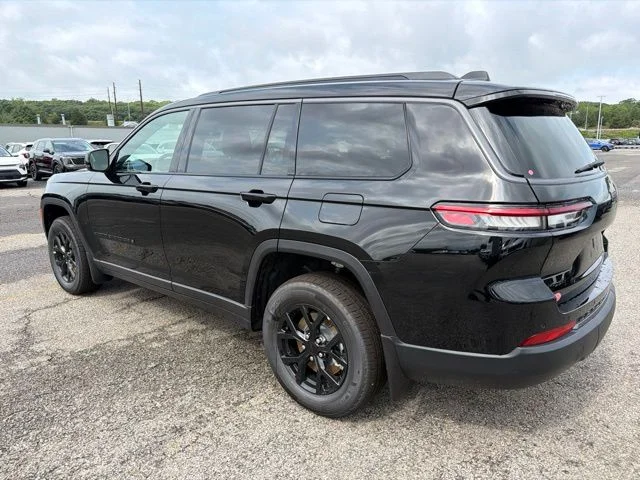 New 2026 Black Jeep Altitude image 5