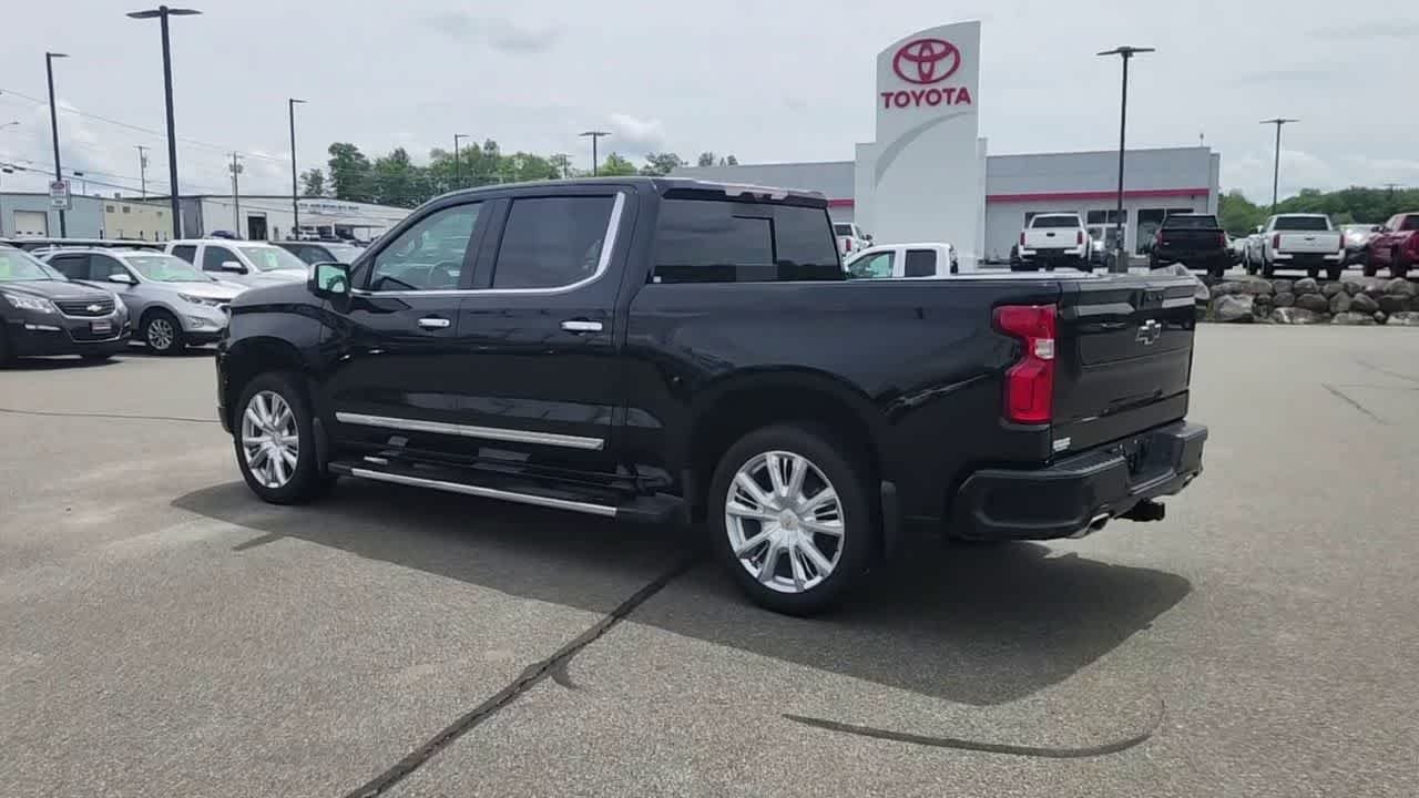 Used 2024 Black Chevrolet High Country image 6