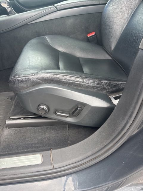 Used 2016 Gray Metallic Volvo T6 Momentum image 24