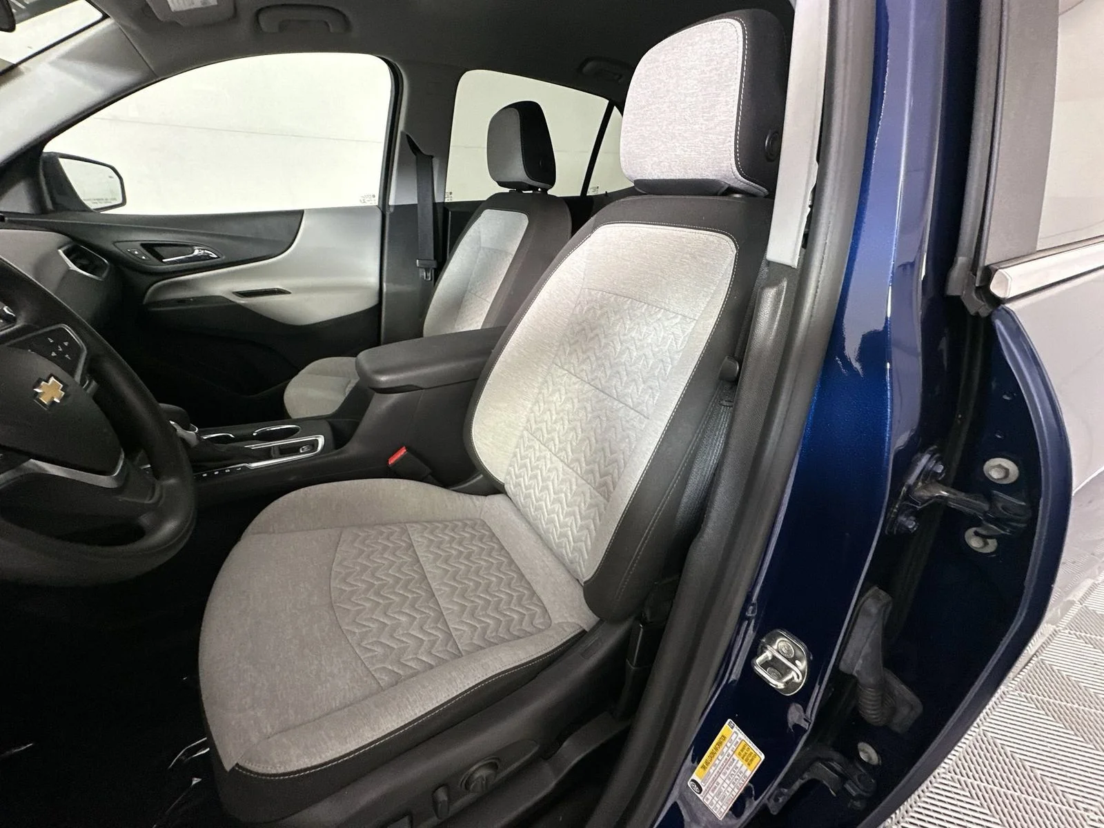 Used 2023 Blue Chevrolet LT image 11