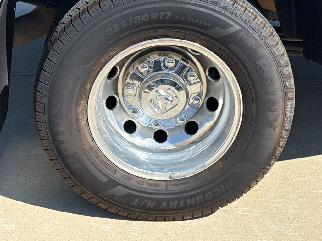 Used 2024 White Ram Limited image 10