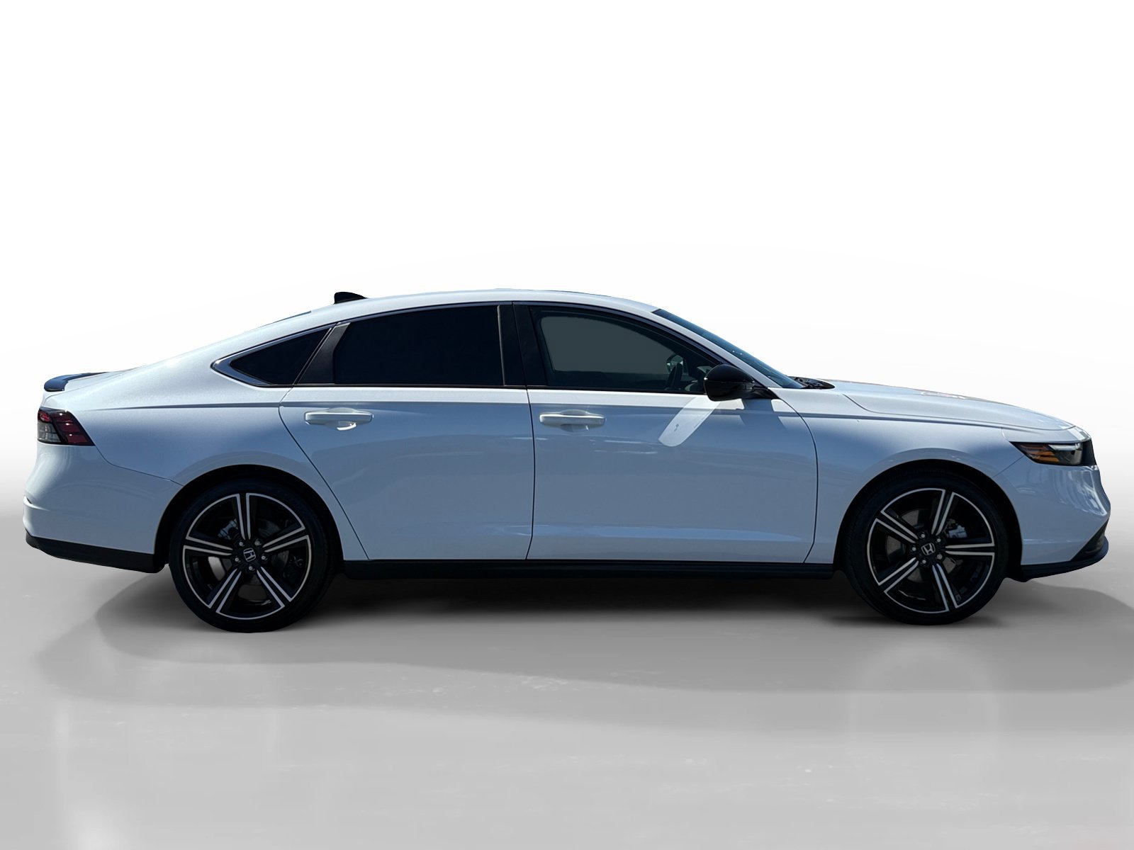 Certified Used 2025 White Pearl Honda Sport image 6