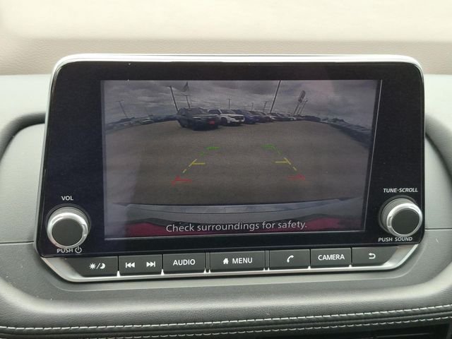 Used 2023 White Nissan SV image 36