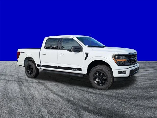 New 2026 Oxford White Ford XLT image 2