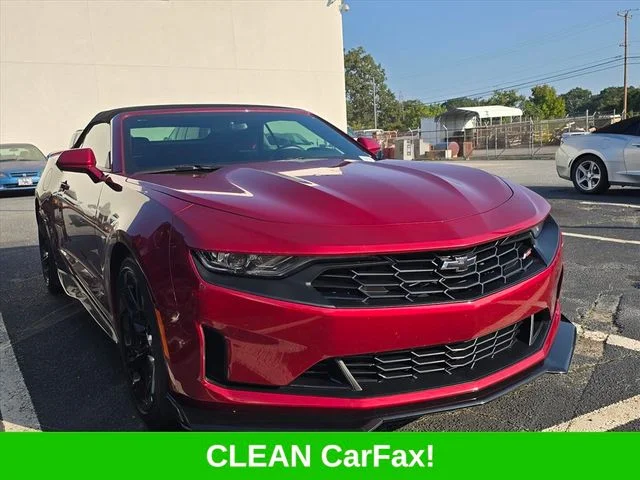 Used 2023 Red Chevrolet 1LT image 2
