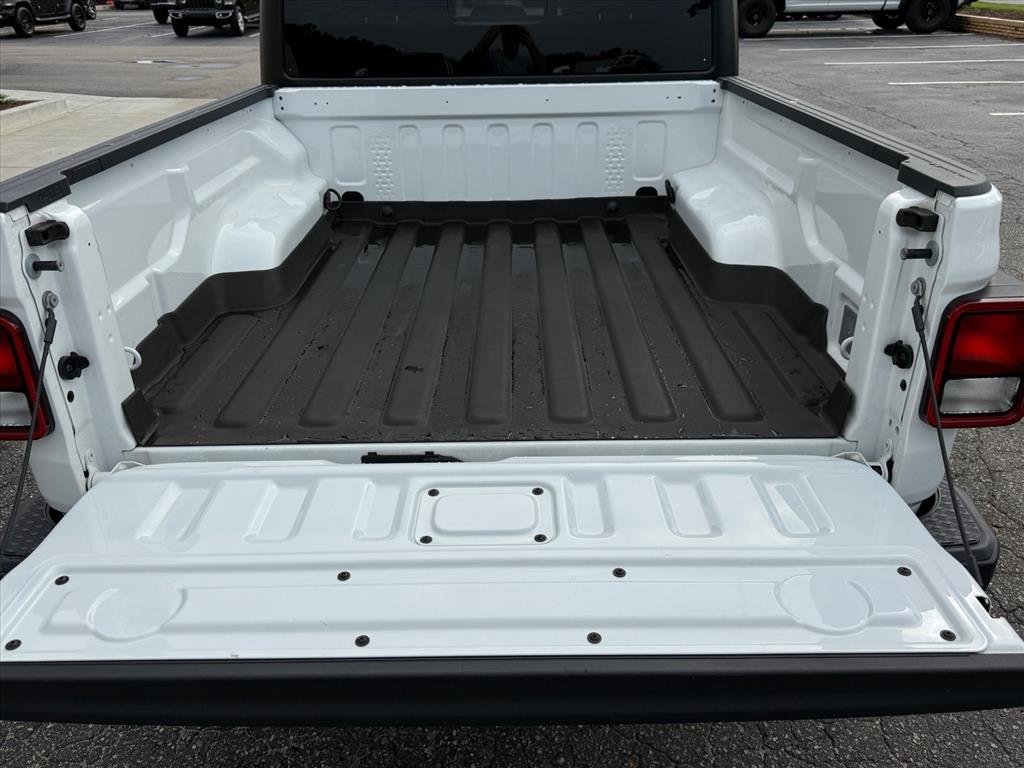 Used 2023 Bright White Clear Coat Jeep Sport S image 12