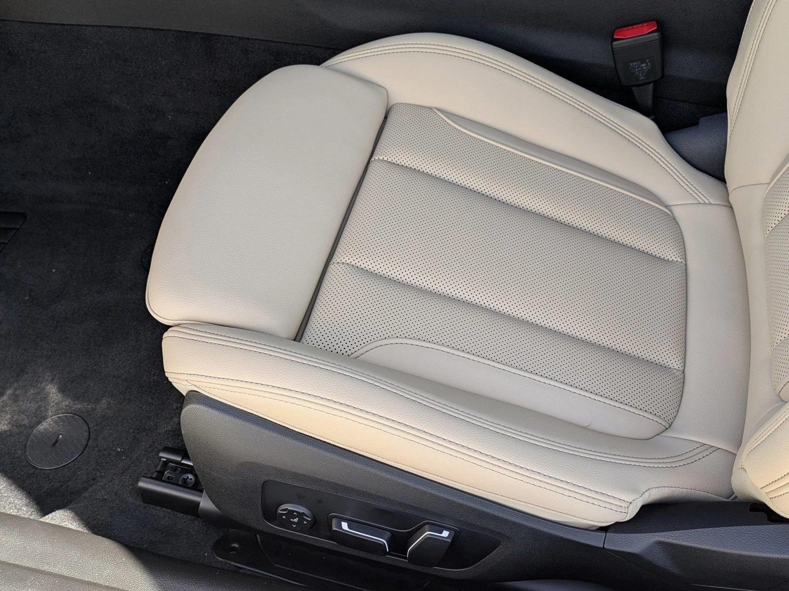 Used 2026 Alpine White BMW 430i xDrive image 4