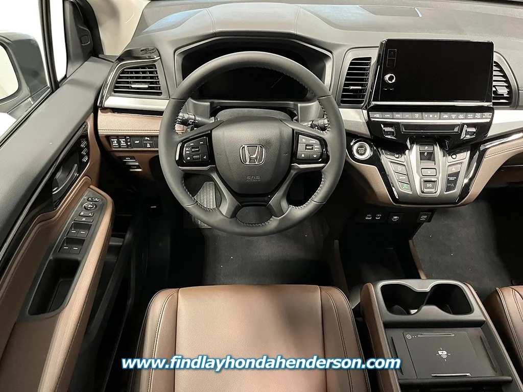 New 2027 Platinum White Pearl Honda Touring image 27