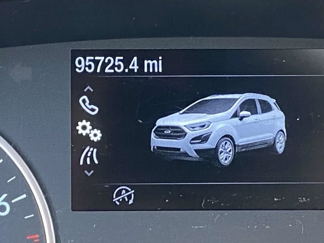 Used 2018 Blue Ford SE image 14