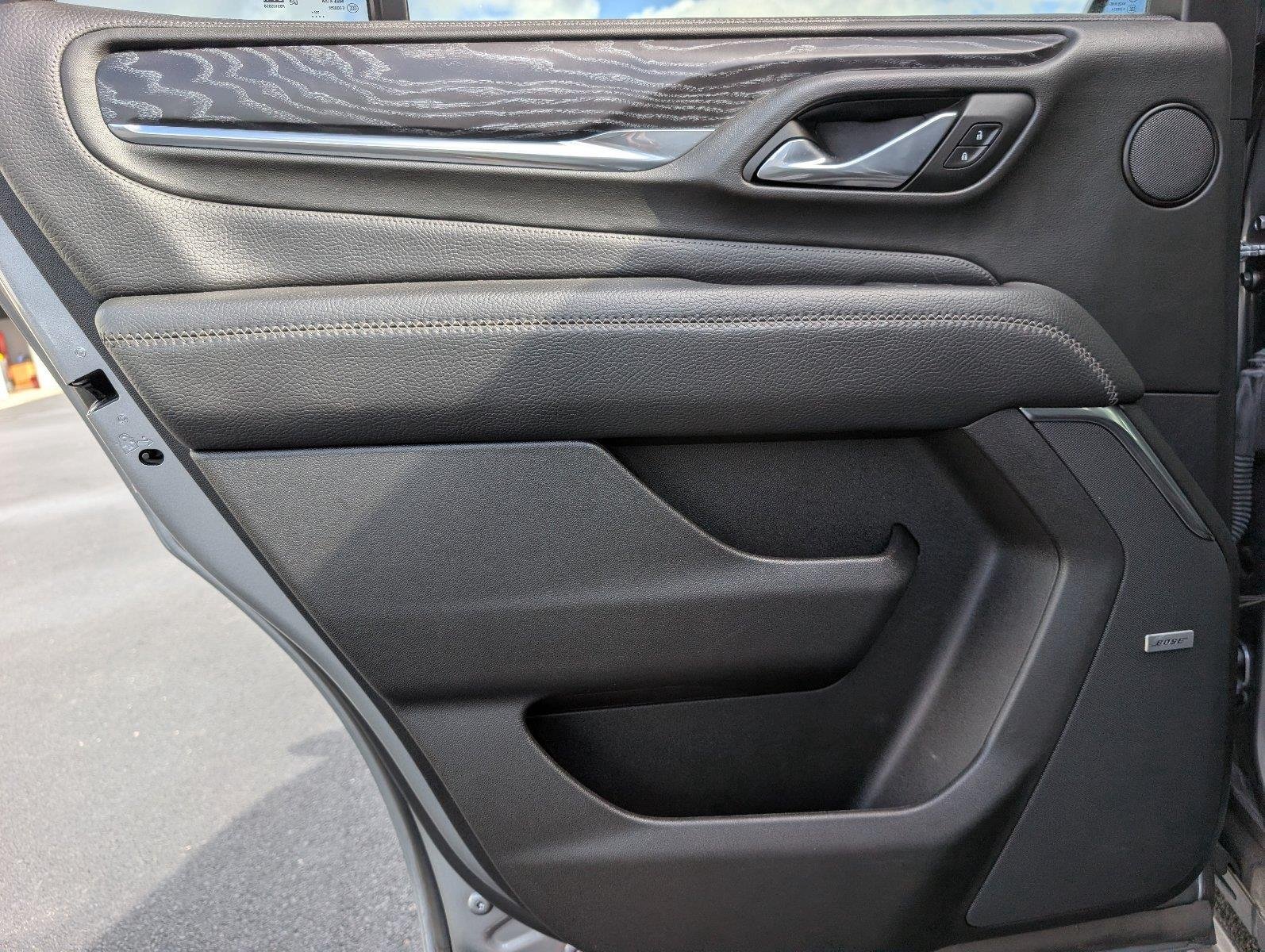 Used 2023 STERLING METALLIC GMC Denali image 38