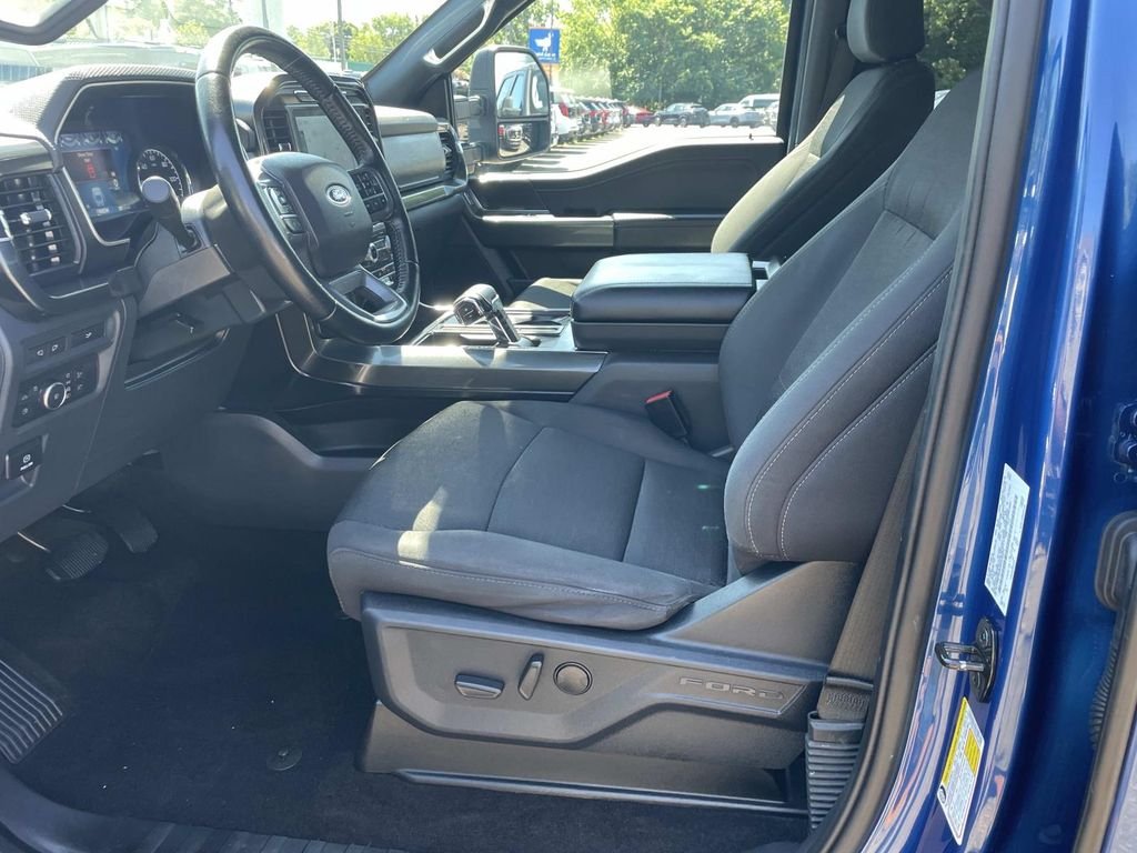 Used 2022 Blue Ford XLT image 17