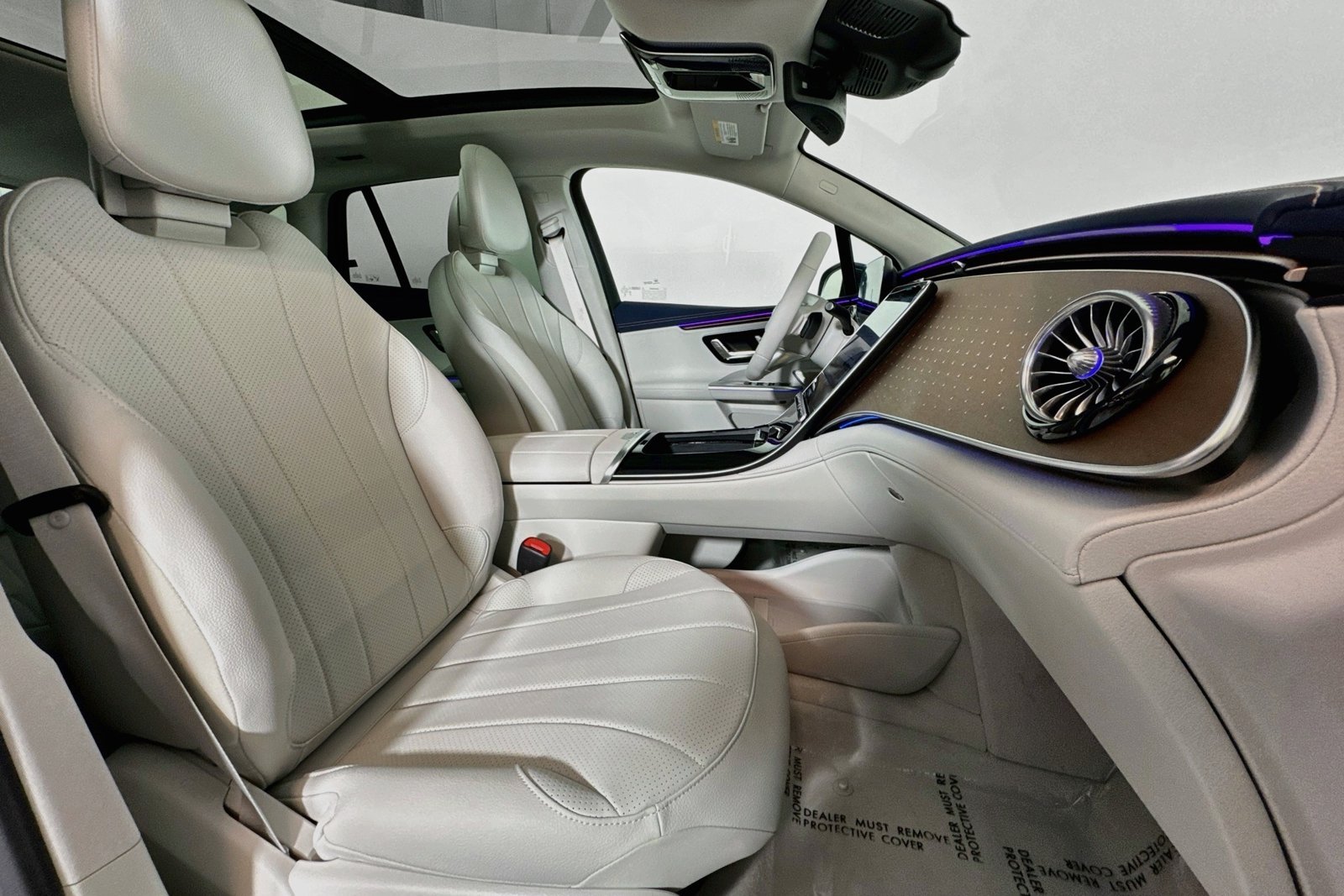 New 2027 Twilight Blue Metallic Mercedes-Benz EQE 320+ image 26