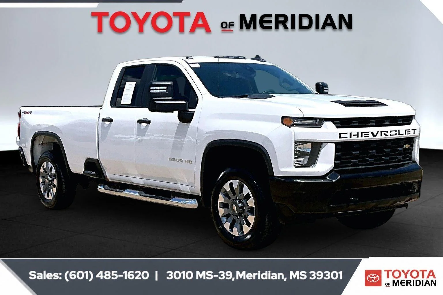 Used 2023 Summit White Chevrolet Custom image 1