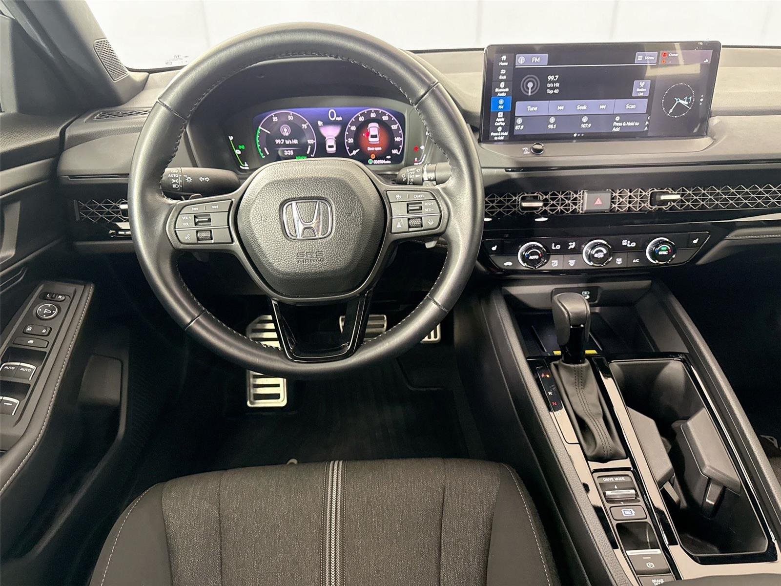 Used 2025 Urban Gray Pearl Honda Sport image 28