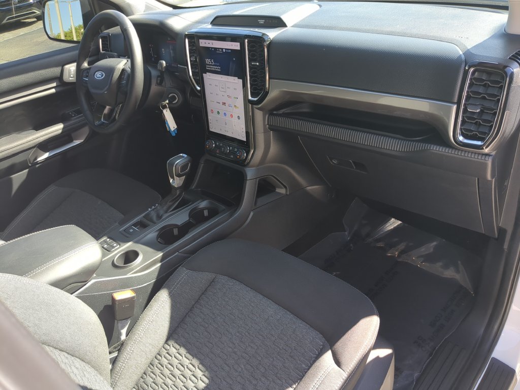 Used 2025 White Ford XLT image 12
