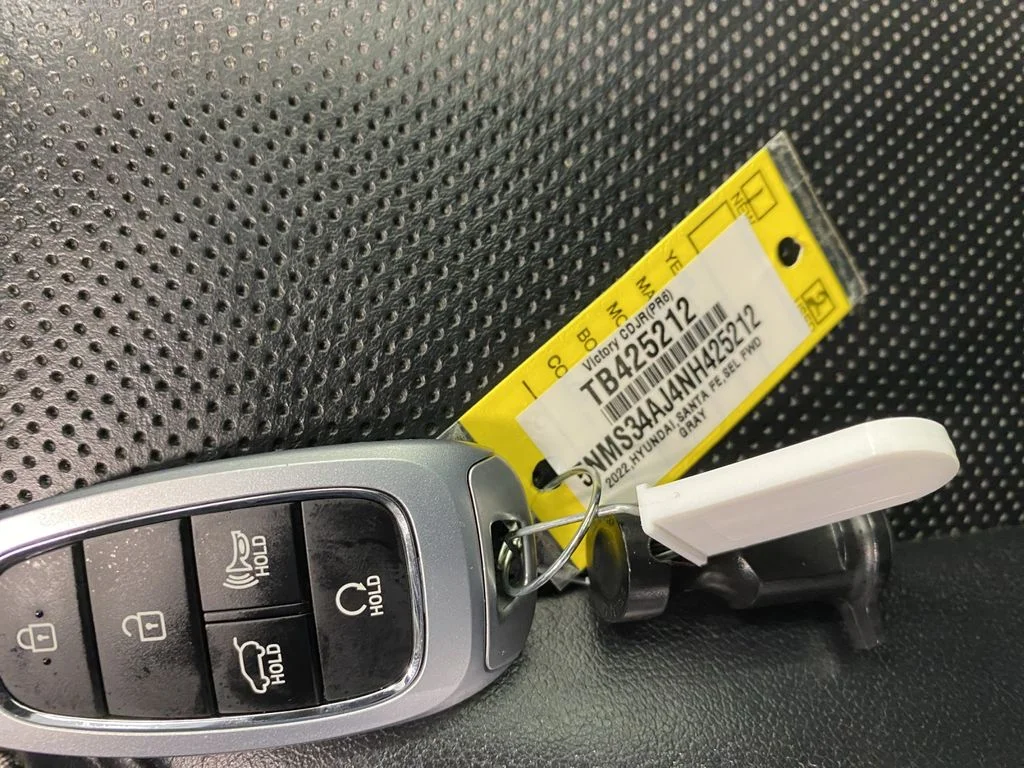Used 2022 Gray Hyundai SEL image 11