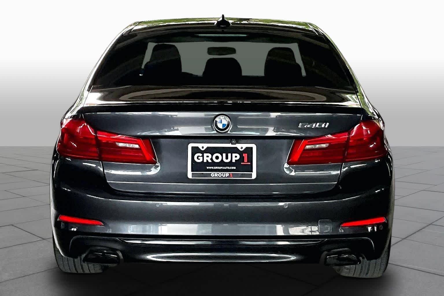 Used 2020 Dark Graphite Metallic BMW 540i image 4