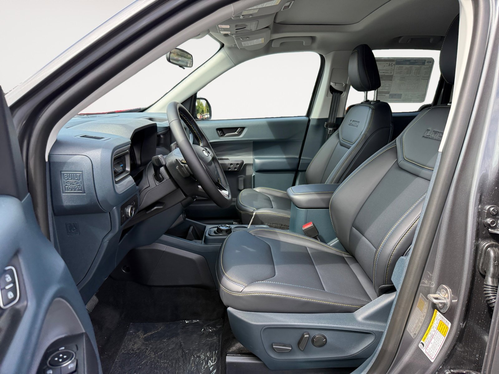 New 2025 Carbonized Gray Metallic Ford Lobo™ image 10