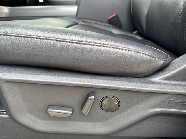New 2026 Avalanche Ford Lariat image 16