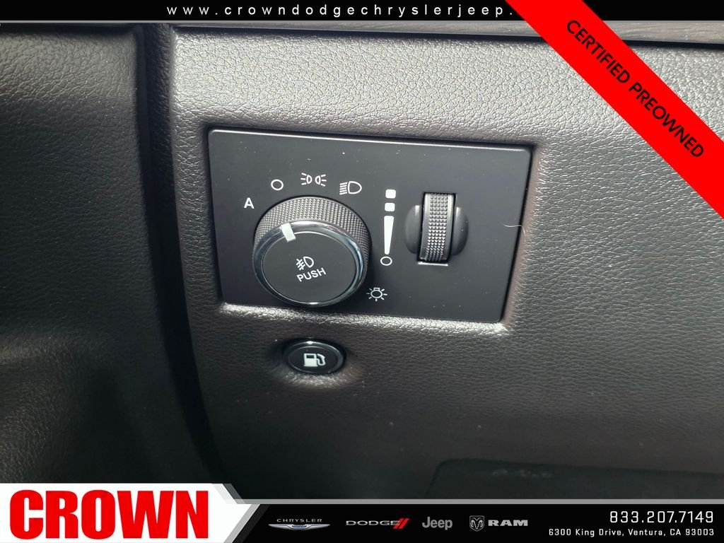 Certified Used 2018 Silver Jeep Laredo E image 33