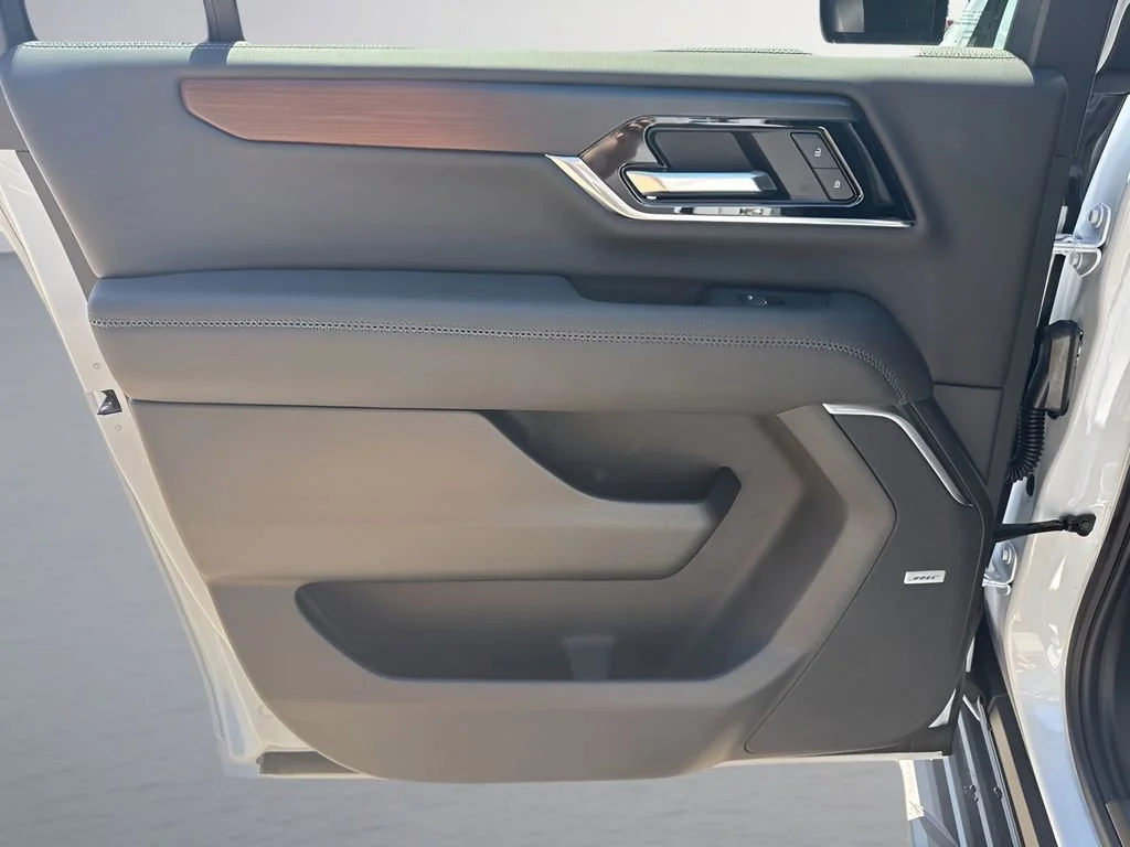 New 2026 Glacier White Tricoat GMC Denali image 31