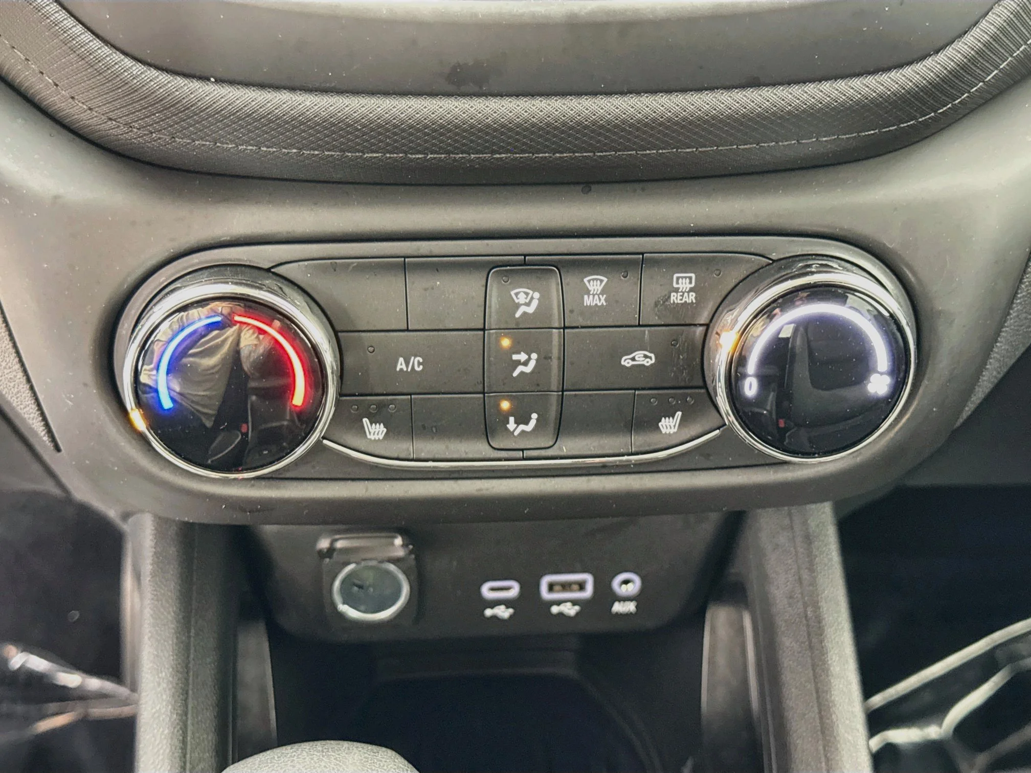 Used 2023 Summit White Chevrolet LT image 17