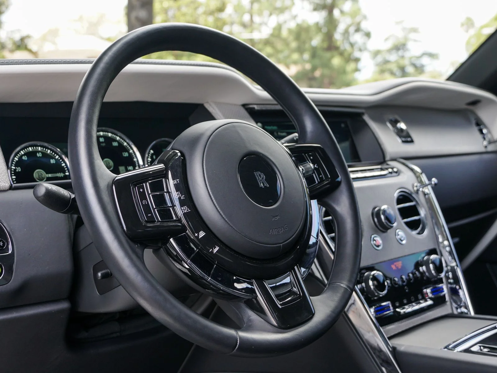 Certified Used 2024 Arctic White Rolls-Royce  image 17
