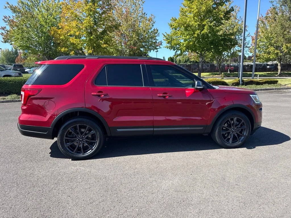 Used 2019 Ruby Red Metallic Ford XLT image 8