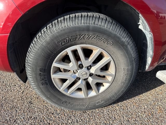 Used 2016 Red Nissan SV image 9