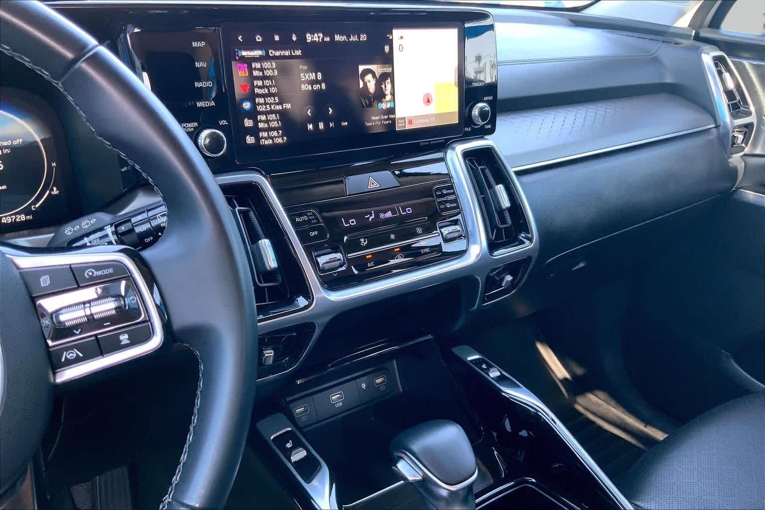 Pre-Owned 2023 Kia Sorento SX