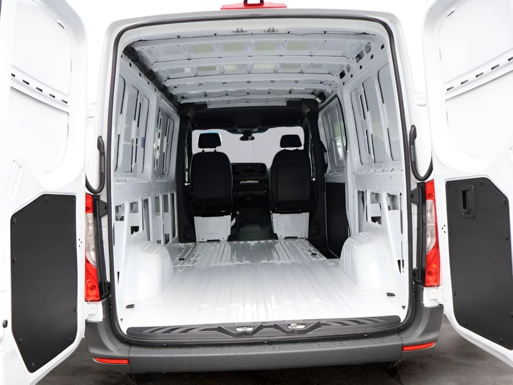 New 2026 Arctic White Mercedes-Benz Cargo 144 WB image 17