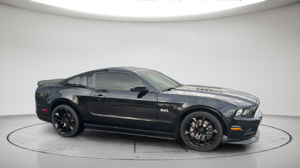 Used 2014 Black Ford GT image 6