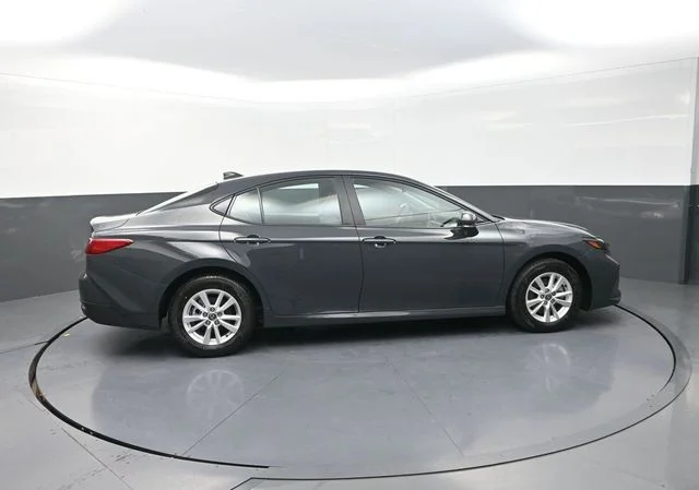 Used 2026  Toyota LE image 9