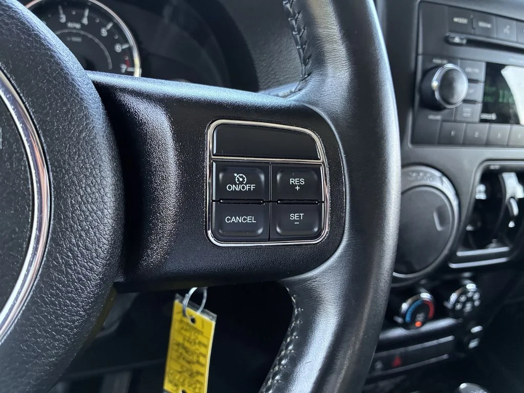 Used 2015 Silver Jeep Unlimited Sport image 33